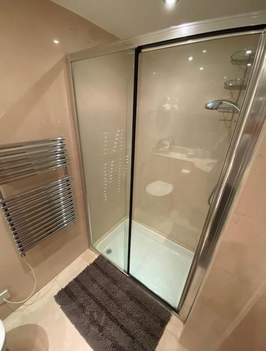 Spacious Flat In The Most Desirable Area Of Лондон Экстерьер фото