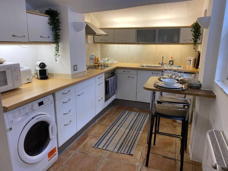 Spacious Flat In The Most Desirable Area Of Лондон Экстерьер фото